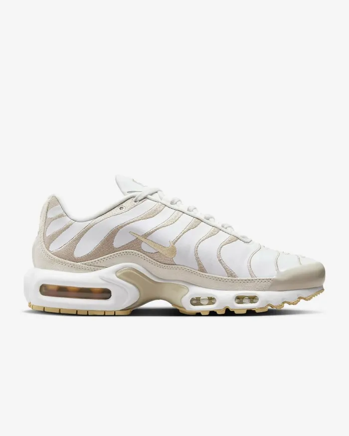 All Shoes Women Nike Air Max Plus PRM Summit Whitesand Driftsailpale Vanilla