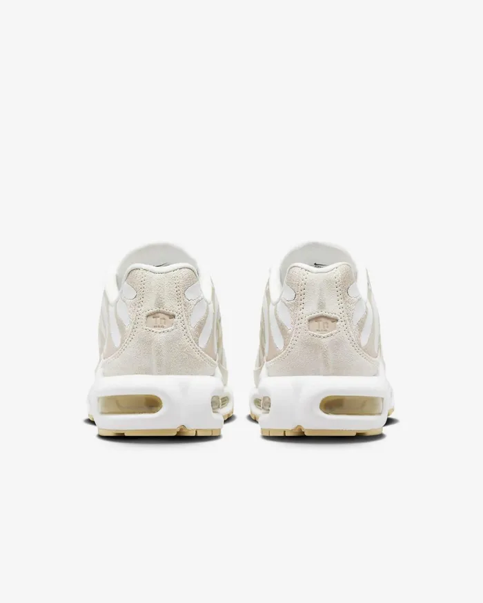 All Shoes Women Nike Air Max Plus PRM Summit Whitesand Driftsailpale Vanilla