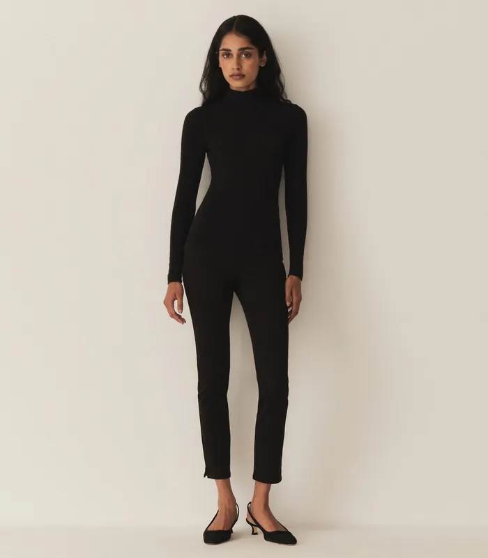 DEN Tees Women Nessa Tee Black