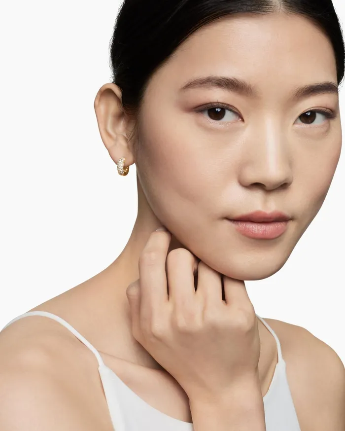 DY Mercer Micro Hoop Earrings In 18K Yellow Gold With Diamonds 135mm Women David Yurman Hoop DY Mercer Micro Hoop Earrings In 18K Yellow Gold With Diamonds 135mm Women David Yurman Hoop