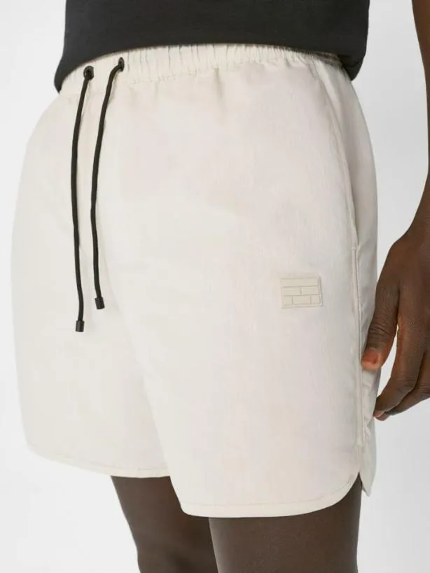 Frame Padded Tech Short In White Beige White Beige Men Pants and Shorts Frame Padded Tech Short In White Beige White Beige Men Pants and Shorts