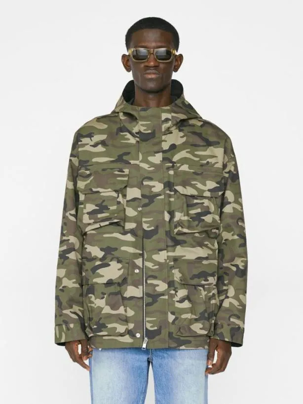 Frame Reversible Camo Parka In CamoNoir Camonoir Men Jackets and Coats Frame Reversible Camo Parka In CamoNoir Camonoir Men Jackets and Coats