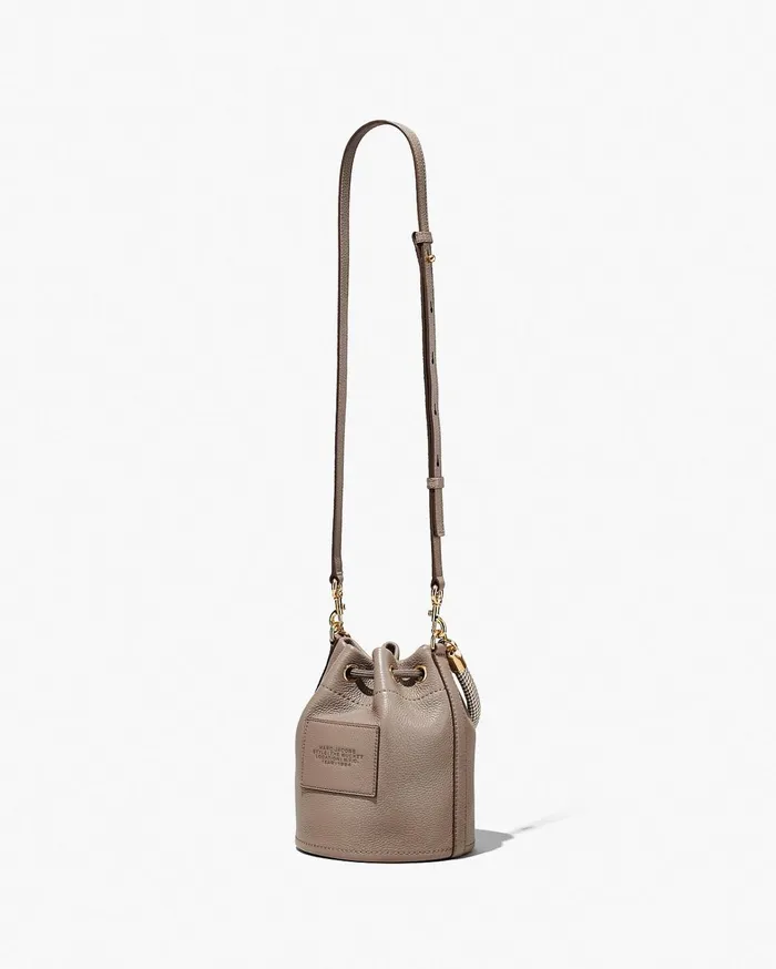 Marc Jacobs Bucket Bags Women The Leather Bucket Bag Cement
