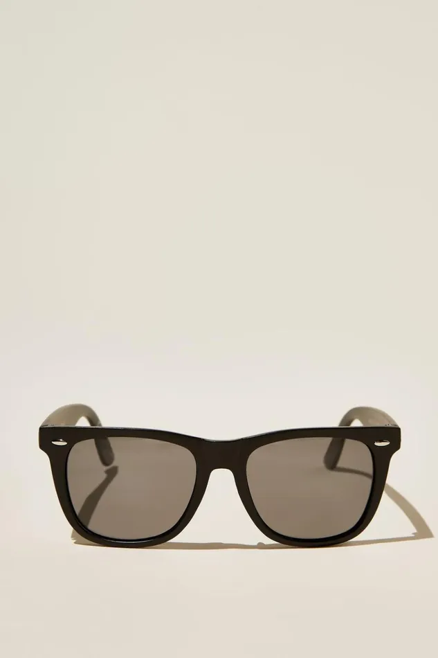Men Sunglasses Cotton On Beckley Polarized Sunglasses Matte Black Smoke