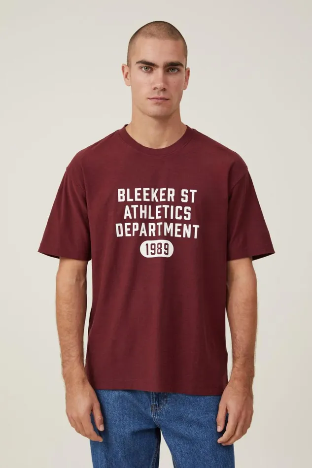 Men Tees and Tanks Cotton On Loose Fit College TShirt True Burgundybleeker St 1989