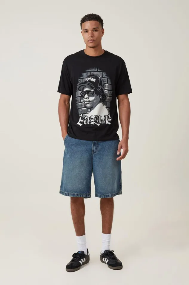 Men Tees and Tanks Cotton On Loose Fit Music TShirt Lcn Mt Blackeazy E 8211 Airbrush Men Tees and Tanks Cotton On Loose Fit Music TShirt Lcn Mt Blackeazy E 8211 Airbrush