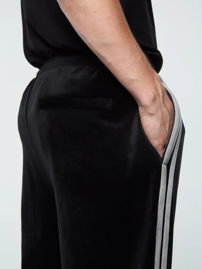 Men Tracksuits Sergio Tacchini Damarindo Velour Track Pant Black Beauty