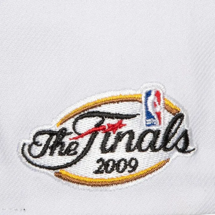 Mitchell and Ness Cement Top Snapback Los Angeles Lakers Men Hats and Headwear Mitchell and Ness Cement Top Snapback Los Angeles Lakers Men Hats and Headwear