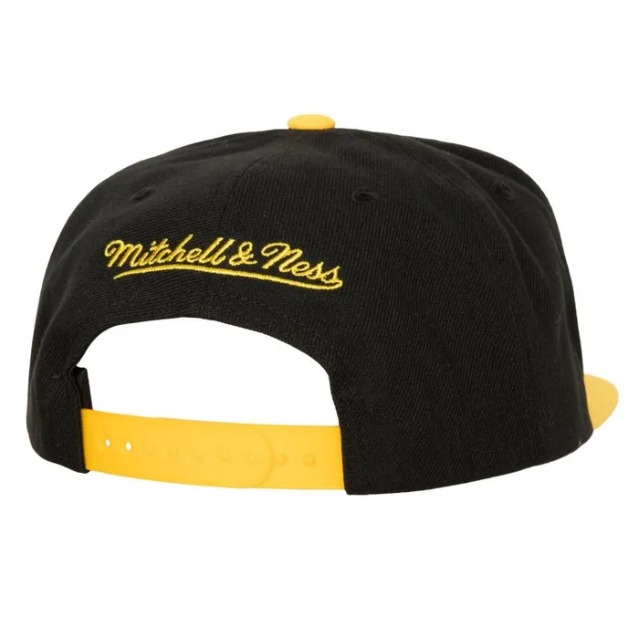 Mitchell and Ness Champ Is Here Snapback Vntg Boston Bruins Men Hats and Headwear Mitchell and Ness Champ Is Here Snapback Vntg Boston Bruins Men Hats and Headwear