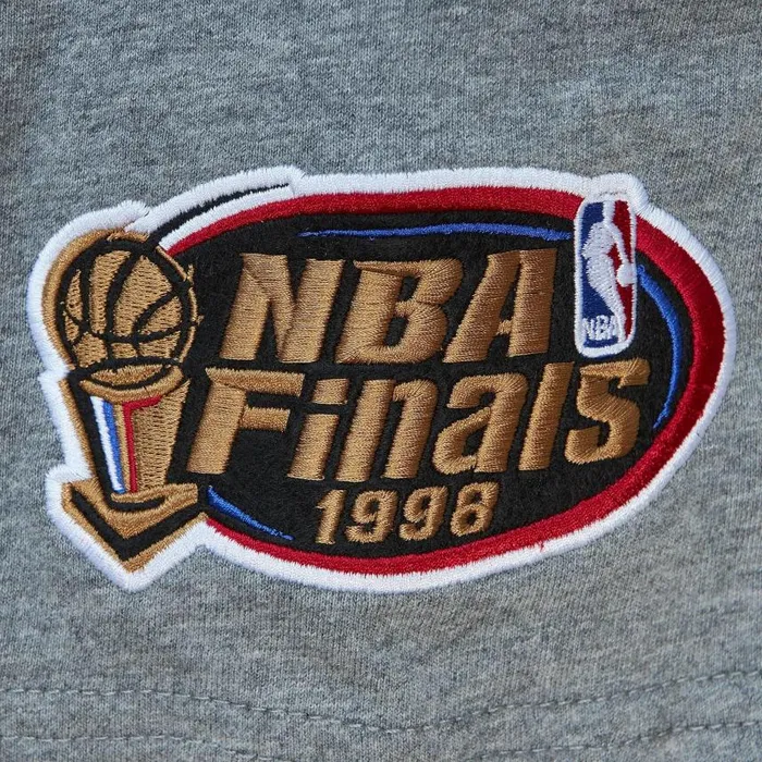 Mitchell and Ness City Collection SS Tee Chicago Bulls Men TShirts and Tops Mitchell and Ness City Collection SS Tee Chicago Bulls Men TShirts and Tops