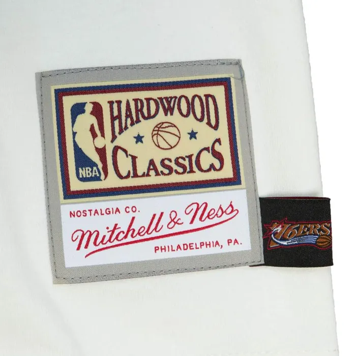 Mitchell and Ness Cream SS Tee Philadelphia 76ers Men TShirts and Tops