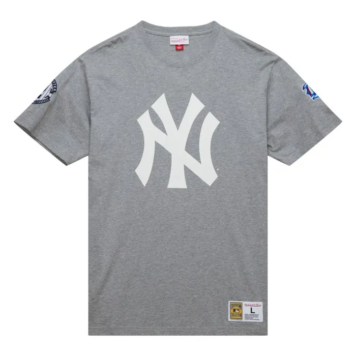Mitchell and Ness Legends SS Tee New York Yankees Derek Jeter Men TShirts and Tops Mitchell and Ness Legends SS Tee New York Yankees Derek Jeter Men TShirts and Tops