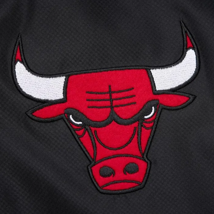 Mitchell and Ness Unlined Windbreaker Vintage Logo Chicago Bulls Men Jackets and Outerwear Mitchell and Ness Unlined Windbreaker Vintage Logo Chicago Bulls Men Jackets and Outerwear