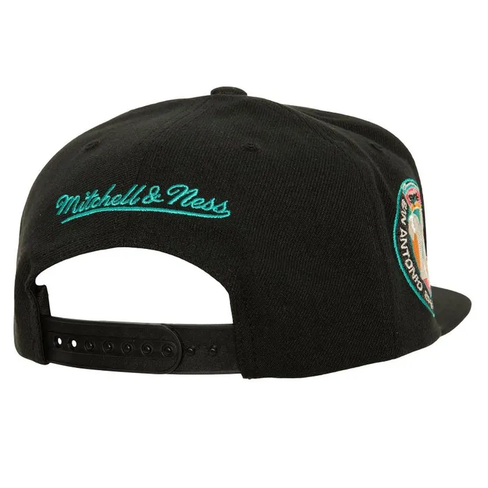 Mitchell and Ness Watch Me Shine Snapback HWC San Antonio Spurs Men Hats and Headwear