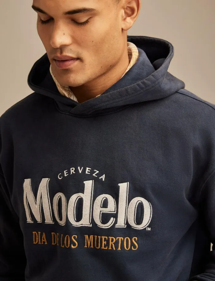Modelo Hoodie Dress Blues Men Lucky Brand Graphic Tees