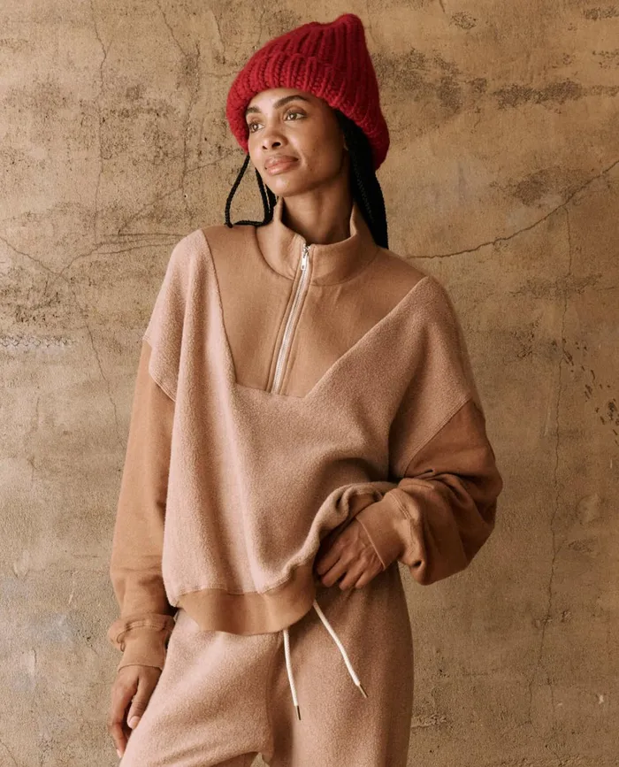 Novelty Tees and Sweats Women The Great The Slouch Trail Sweatshirt Fawn