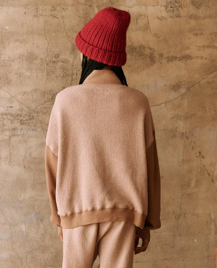 Novelty Tees and Sweats Women The Great The Slouch Trail Sweatshirt Fawn