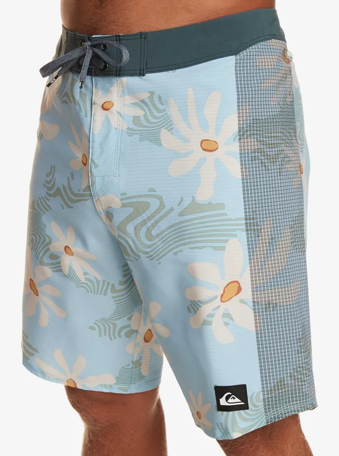 Quiksilver Highline Arch 19034 Boardshorts Clear Sky Mens Shorts and Amphibians