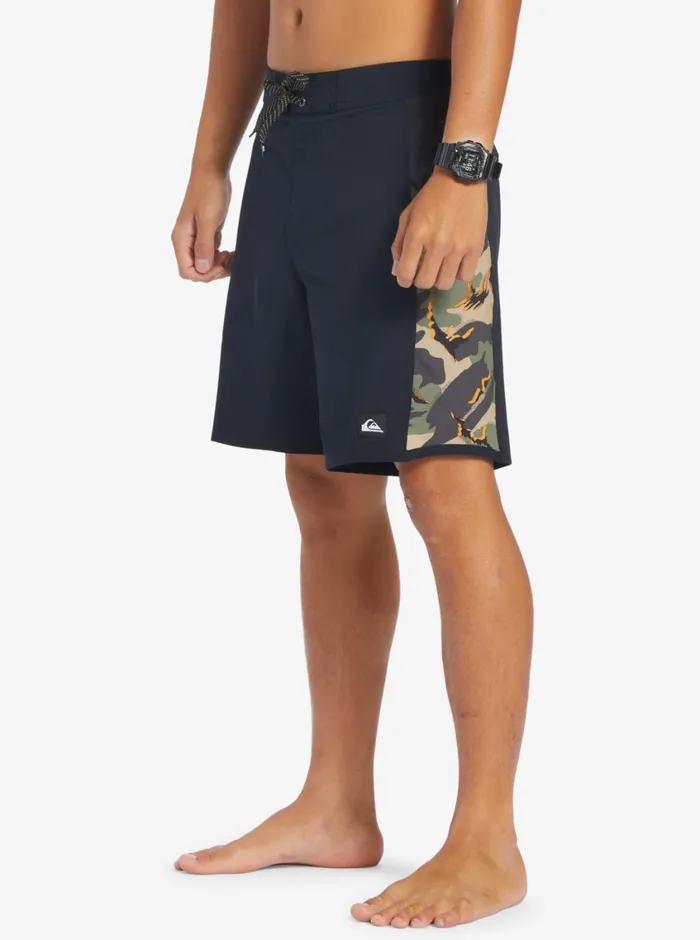 Quiksilver Surfsilk Arch 18034 Boardshorts Four Leaf Clover Mens Shorts and Amphibians Quiksilver Surfsilk Arch 18034 Boardshorts Four Leaf Clover Mens Shorts and Amphibians