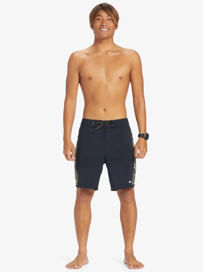Quiksilver Surfsilk Arch 18034 Boardshorts Four Leaf Clover Mens Shorts and Amphibians Quiksilver Surfsilk Arch 18034 Boardshorts Four Leaf Clover Mens Shorts and Amphibians