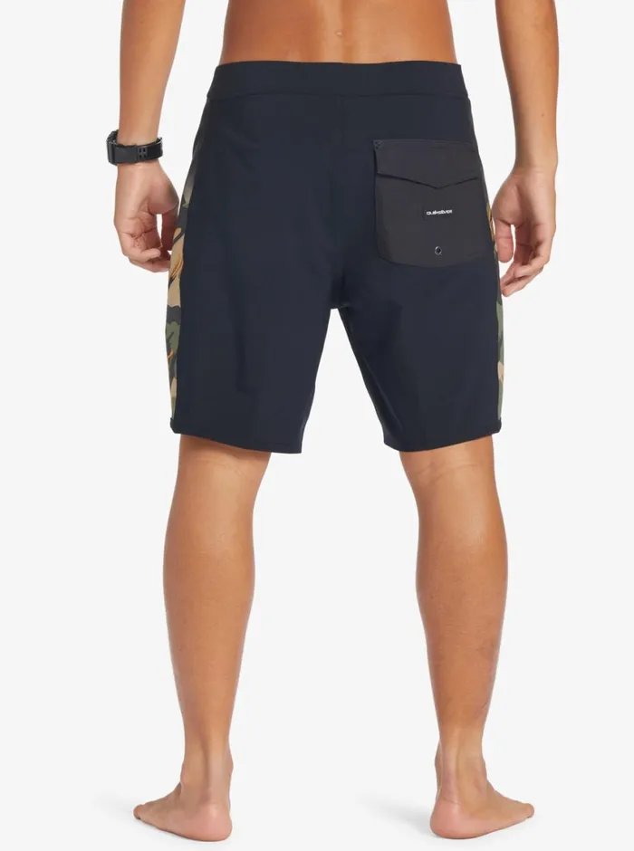 Quiksilver Surfsilk Arch 18034 Boardshorts Four Leaf Clover Mens Shorts and Amphibians Quiksilver Surfsilk Arch 18034 Boardshorts Four Leaf Clover Mens Shorts and Amphibians
