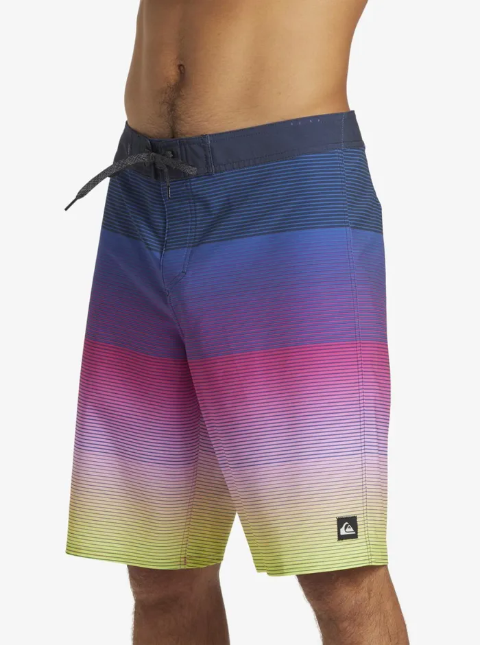 Quiksilver Surfsilk Massive 20034 Boardshorts Dark Navy Mens Boardshorts