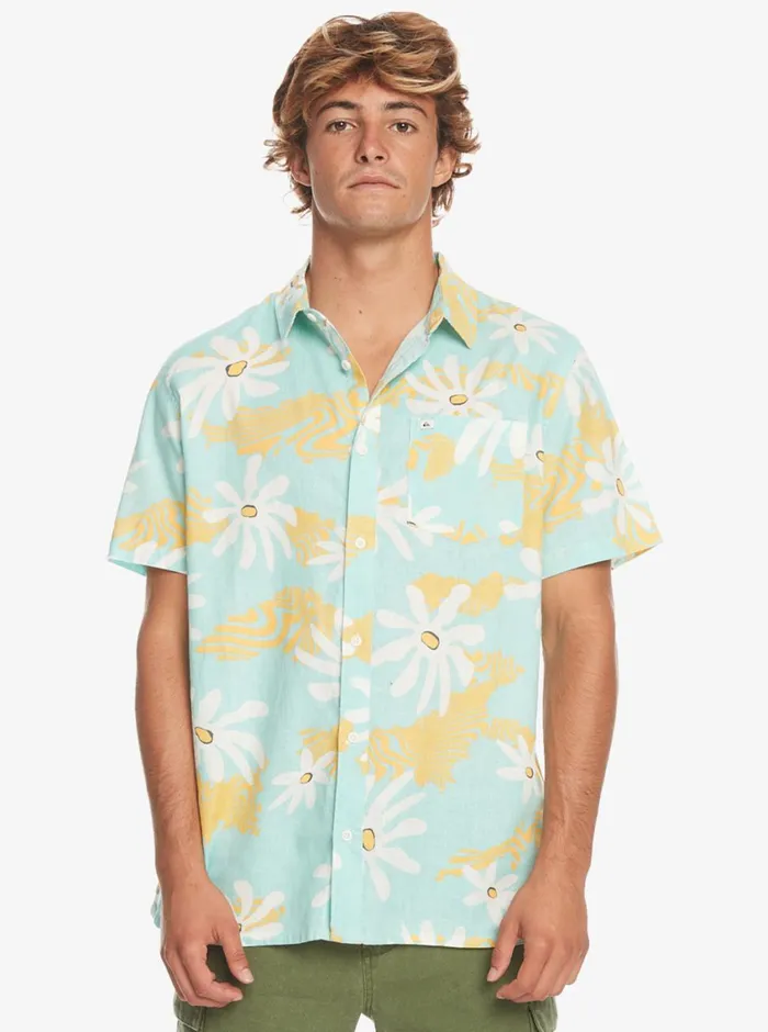 Quiksilver Trippy Floral Short Sleeve Shirt Pastel Turquoise Trippy Mens Shirts and Polos Quiksilver Trippy Floral Short Sleeve Shirt Pastel Turquoise Trippy Mens Shirts and Polos