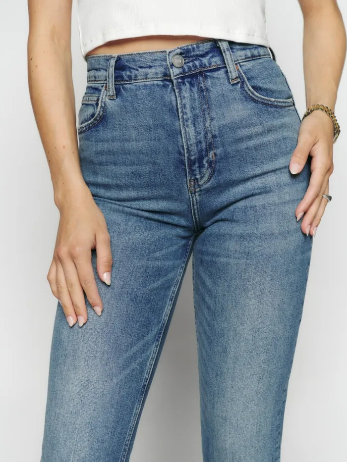 Reformation Jeans Liza Ultra High Rise Straight Cropped Jeans Malta 8211 Women Reformation Jeans Liza Ultra High Rise Straight Cropped Jeans Malta 8211 Women