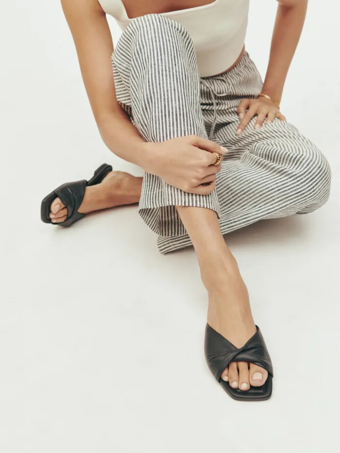 Reformation Sandals Mikki Twist Flat Sandal Black 8211 Women Reformation Sandals Mikki Twist Flat Sandal Black 8211 Women