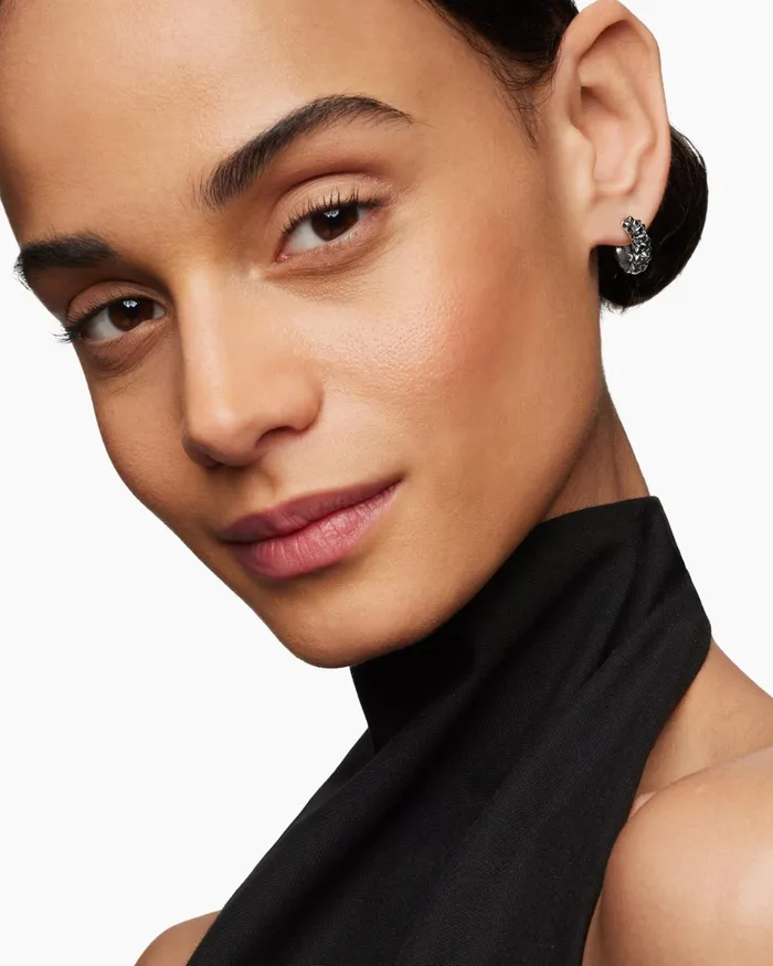 Reverse Set Pav Huggie Hoop Earrings In 18K White Gold With Black Diamonds 14mm Women David Yurman Hoop Reverse Set Pav Huggie Hoop Earrings In 18K White Gold With Black Diamonds 14mm Women David Yurman Hoop