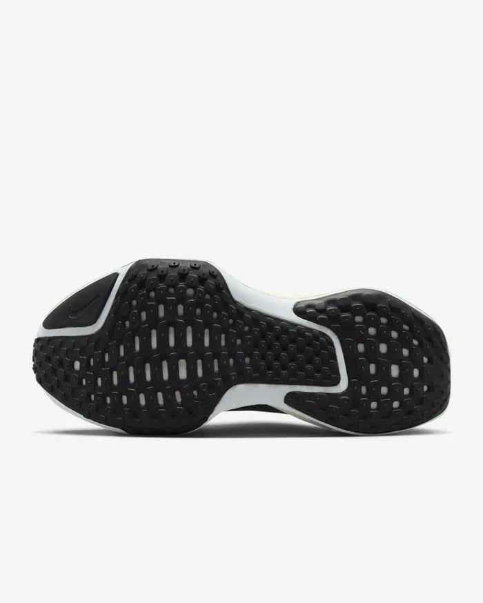 Running Women Nike Invincible 3 Blackdark Greywhitewhite