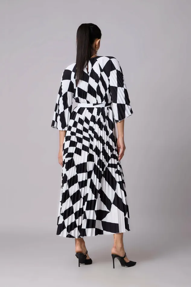 Scarlet Sage Dresses Ariel Maxi Dress 8211 Black and White 8211 Women