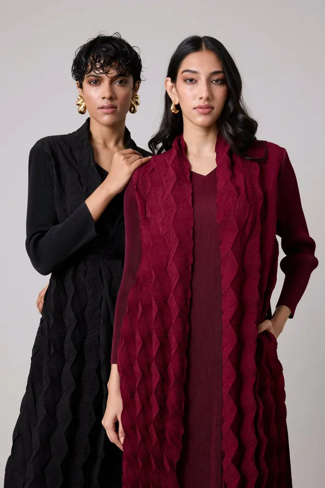 Scarlet Sage Dresses Paula Textured Overlay Dress 8211 Black 8211 Women