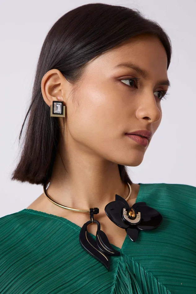 Scarlet Sage Earrings Swarowski Black Gold Studs 8211 Women