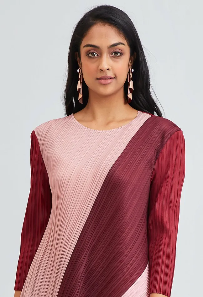 Scarlet Sage Gissa Bicalho Dani Earrings 8211 Peach and Maroon 8211 Women