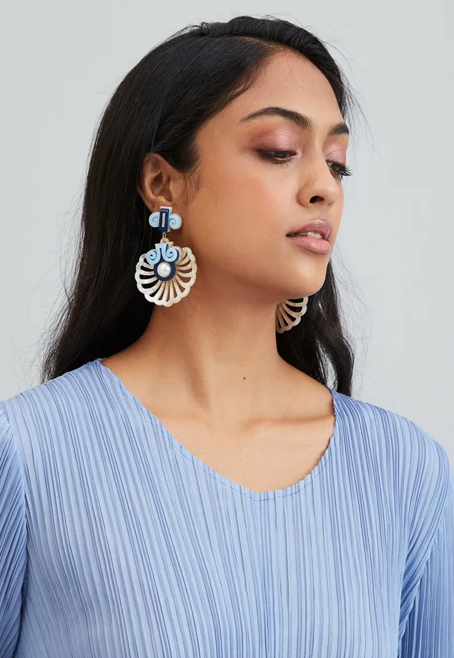 Scarlet Sage Gissa Bicalho Deco Shell Earrings 8211 Blue and Ivory 8211 Women