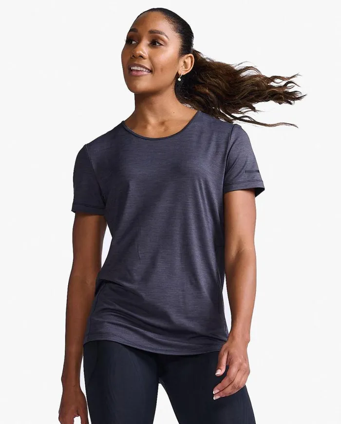 Short Sleeve Womens 2XU Motion Tee India Inkblack
