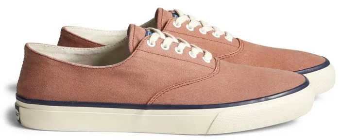 Sperry Sneakers MenWomen Unisex Classic CVO Sneaker Washed Red