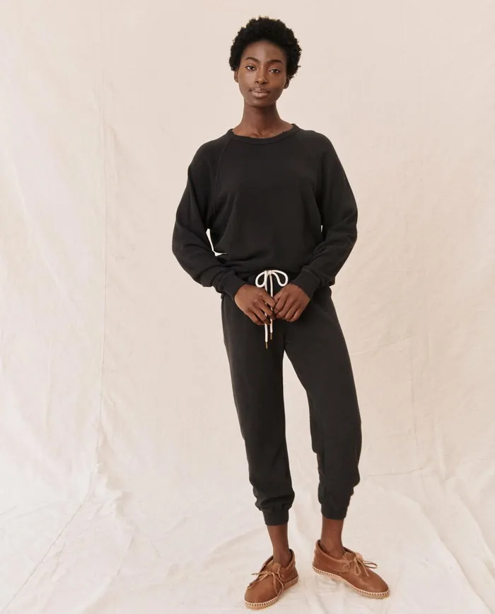 Sweatpants Women The Great The Cropped Sweatpant Almost Black Sweatpants Women The Great The Cropped Sweatpant Almost Black
