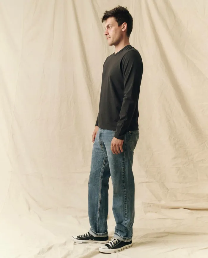 Tees and Sweats Men The Great The Men039s Pure Knits Long Sleeve Slim Crew Solid Almost Black