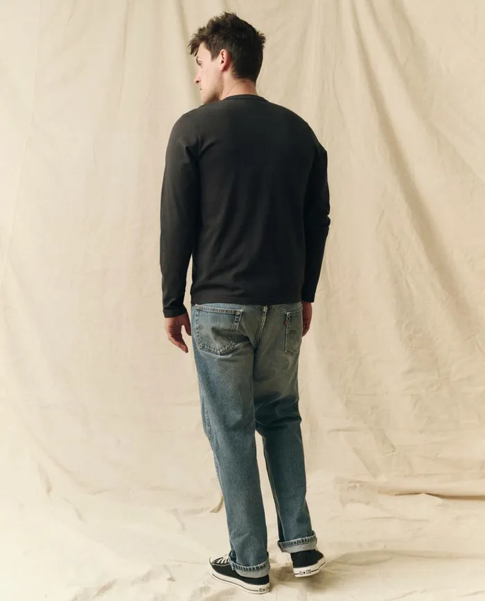 Tees and Sweats Men The Great The Men039s Pure Knits Long Sleeve Slim Crew Solid Almost Black