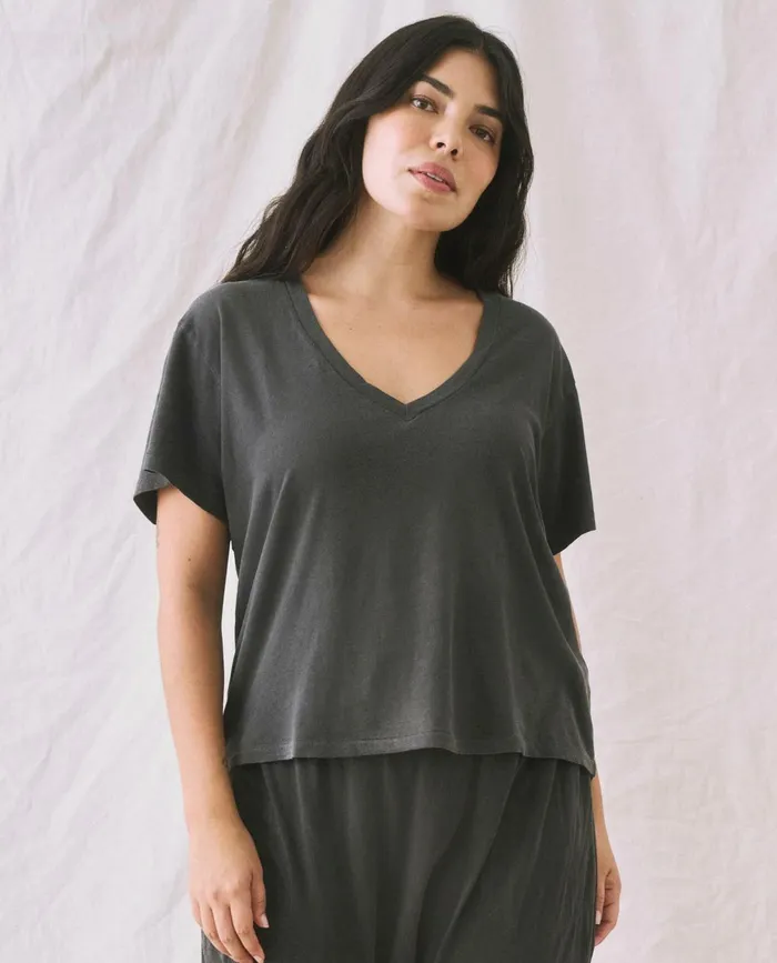 Tees Women The Great The V Washed Black Tees Women The Great The V Washed Black