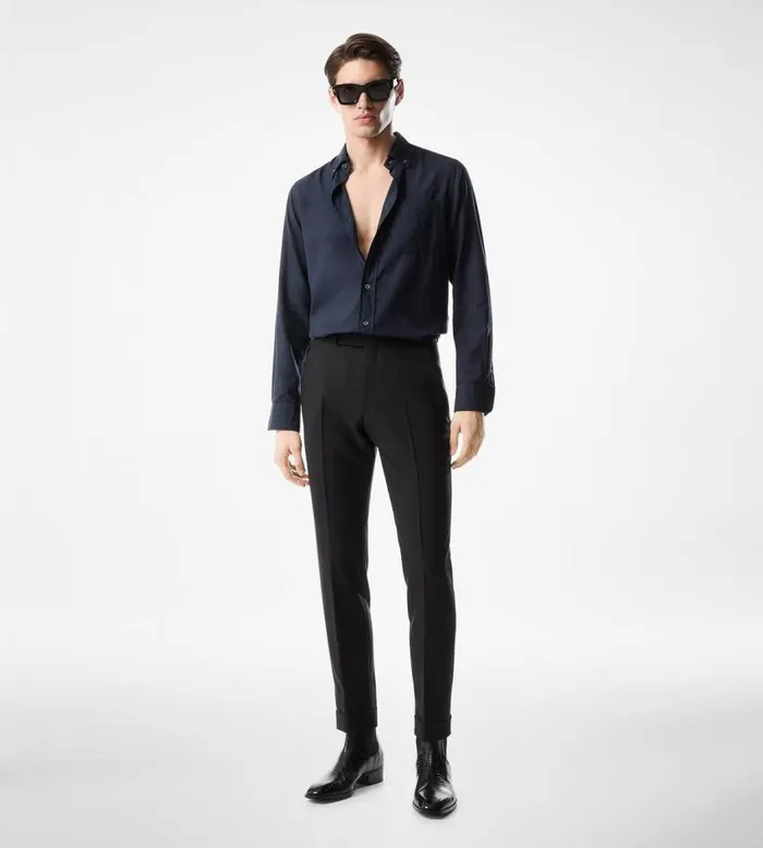 TOM FORD Shirts Men CASHMERE LIGHT TWILL SLIM FIT SHIRT Navy TOM FORD Shirts Men CASHMERE LIGHT TWILL SLIM FIT SHIRT Navy
