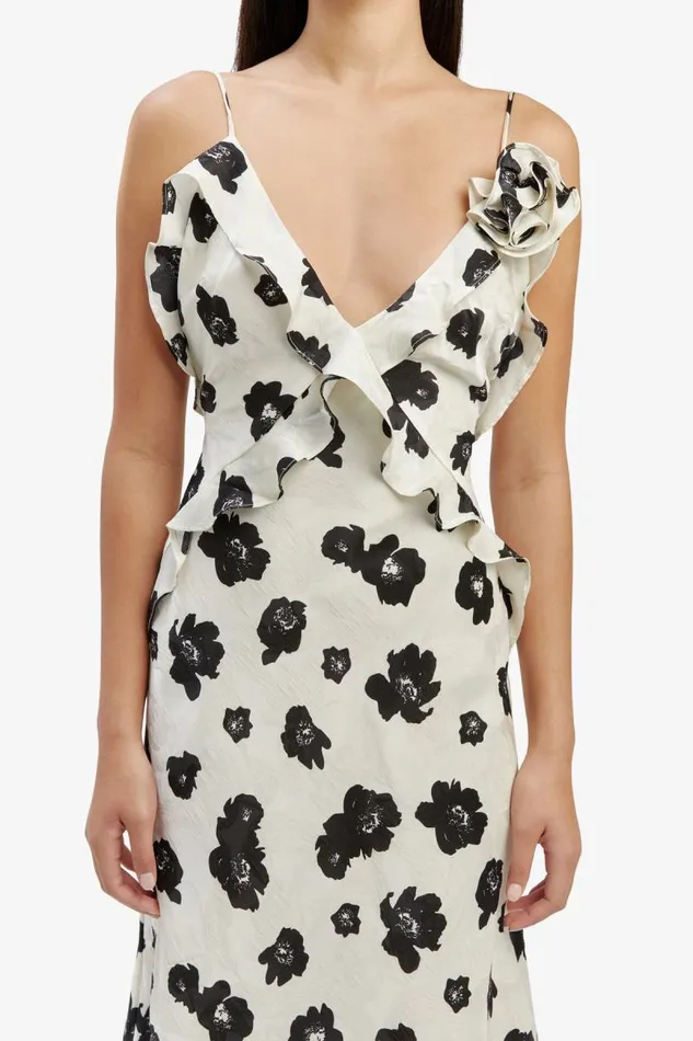 Women Bardot Occasion Dresses Olea Maxi Dress In Ivory Floral Women Bardot Occasion Dresses Olea Maxi Dress In Ivory Floral