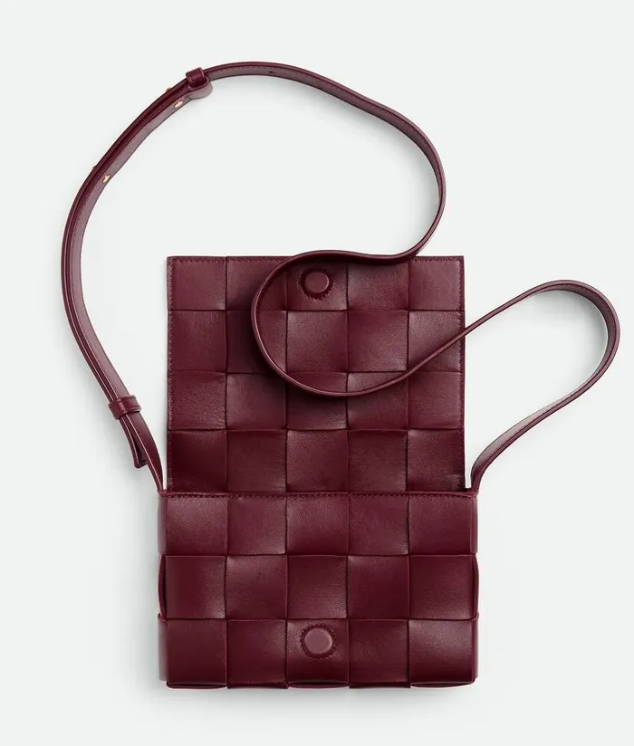 Women Bottega Veneta Crossbody Small Cassette Barolo
