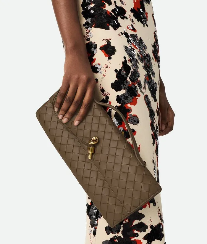Women Bottega Veneta Mini Andiamo Clutch Pinecone