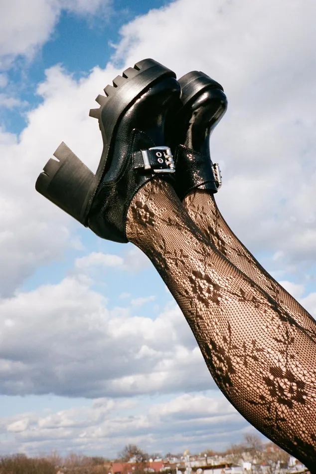 Women Jeffrey Campbell Boot FAIL Black Crinkle Patent