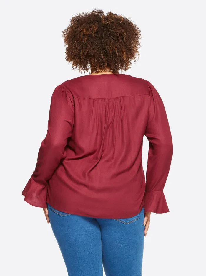 Women Jessica Simpson Tops and Tees Cecily Top In Syrah