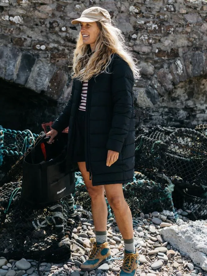 Women Sidus Insulated Jacket Black Finisterre Jackets Coats and Gilets
