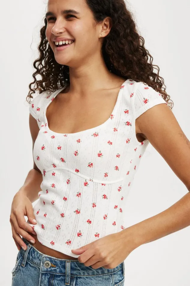 Women Tops Cotton On Darcie Scoop Neck Short Sleeve Top Bobbi Ditsy Cherry Rouge Women Tops Cotton On Darcie Scoop Neck Short Sleeve Top Bobbi Ditsy Cherry Rouge